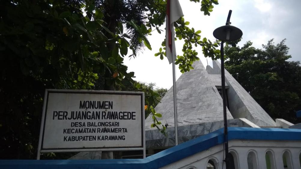 KOMPENSASI MASA PENJAJAHAN DAN UTANG BUDI TERHADAP KELUARGA KORBAN PEMBANTAIAN